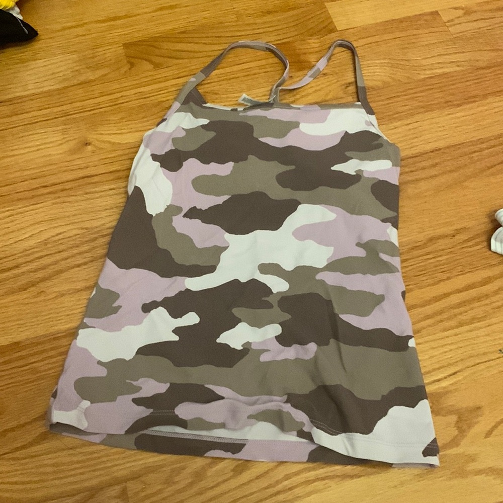Aerie Y tank